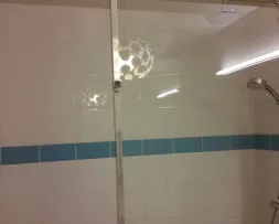 Réalisation d’une douche en remplacement d’une baignoire